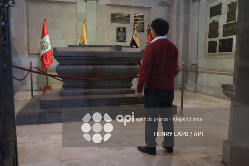 MAUSOLEO ANTONIO JOSE DE SUCRE