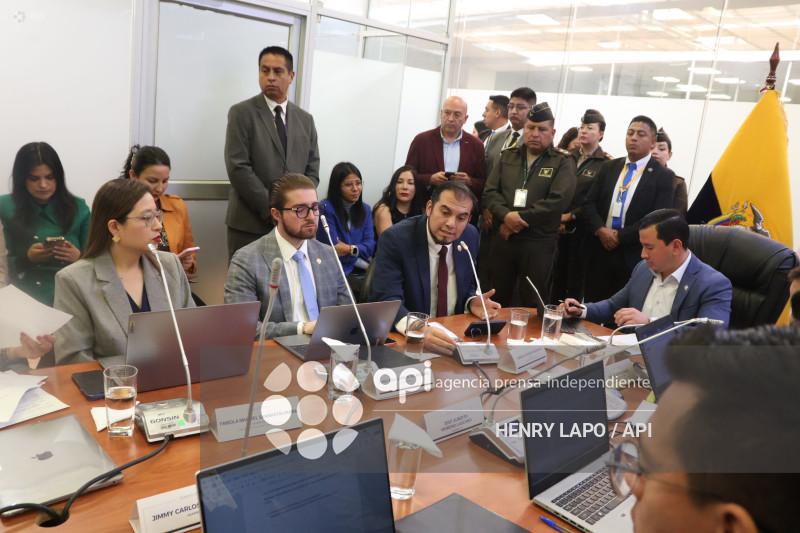 MINISTRO DE TRABAJO COMPARECE COMISION FISCALIZACION