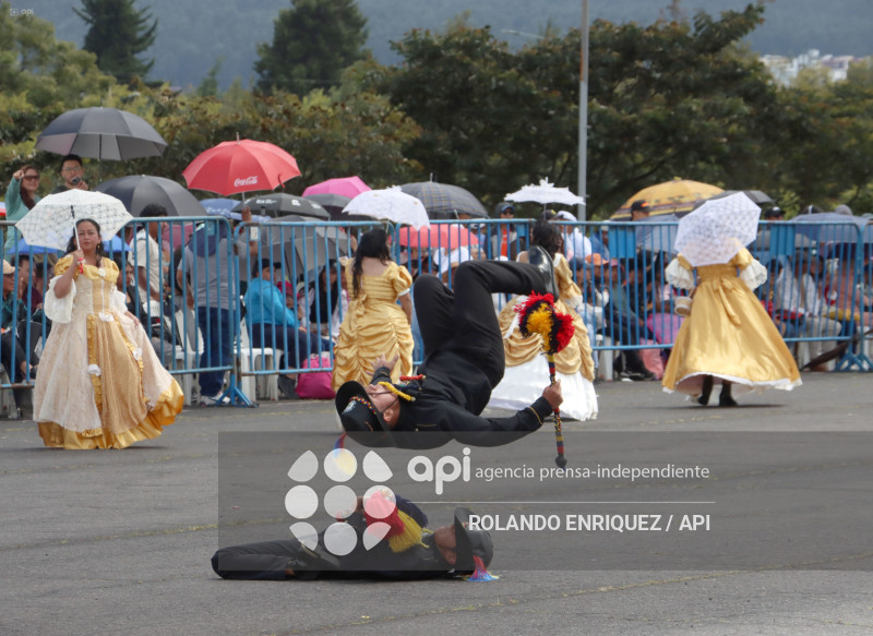 DESFILE CONFRATERNIDAD