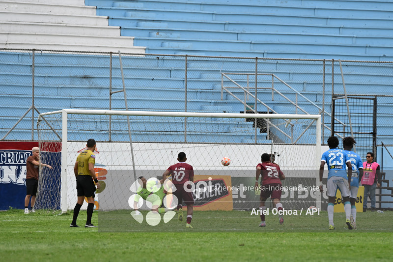 FBL-LIGA ECUABET-MANTA-VINO TINTO