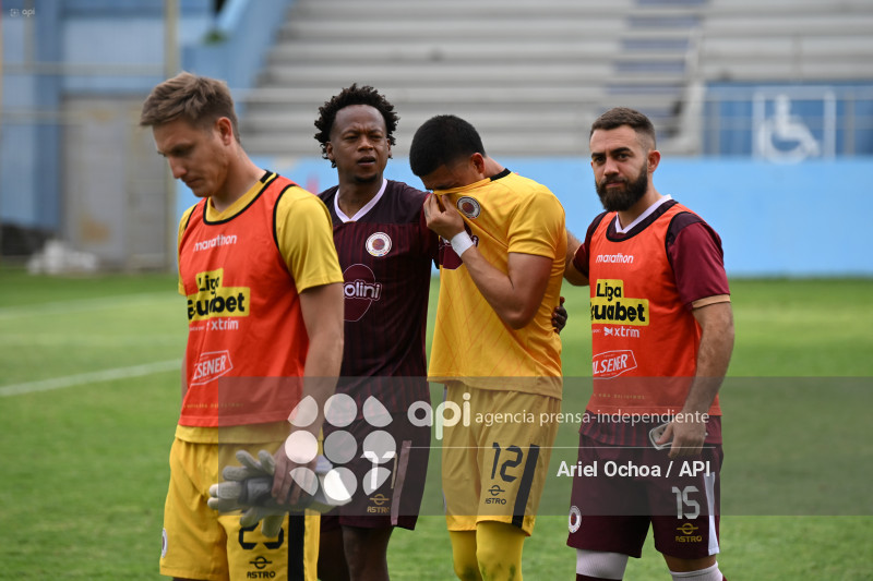 FBL-LIGA ECUABET-MANTA-VINO TINTO