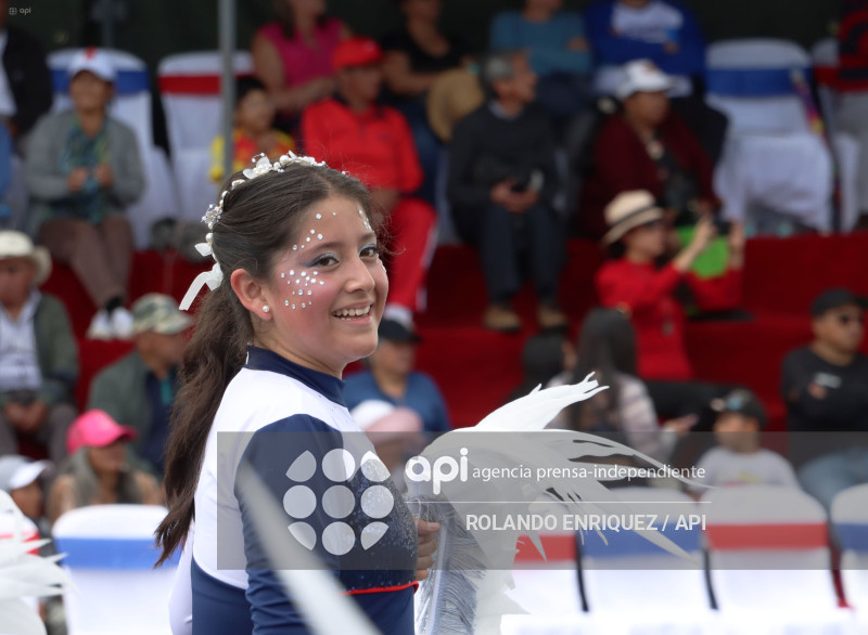 DESFILE CONFRATERNIDAD