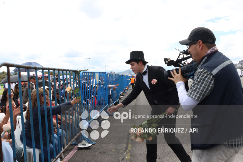 DESFILE CONFRATERNIDAD