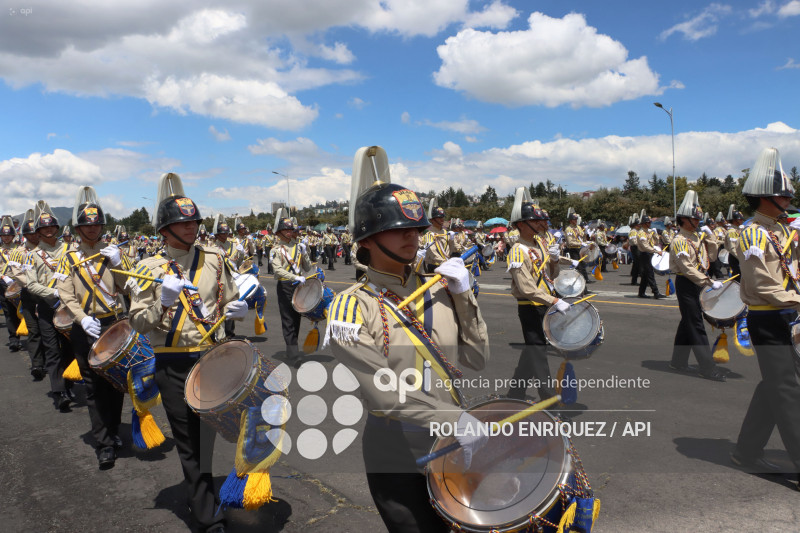 DESFILE CONFRATERNIDAD