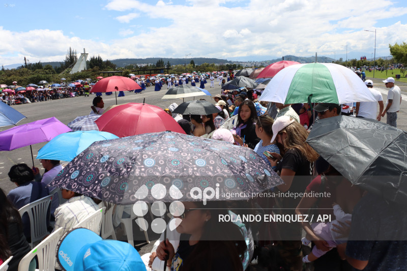 DESFILE CONFRATERNIDAD