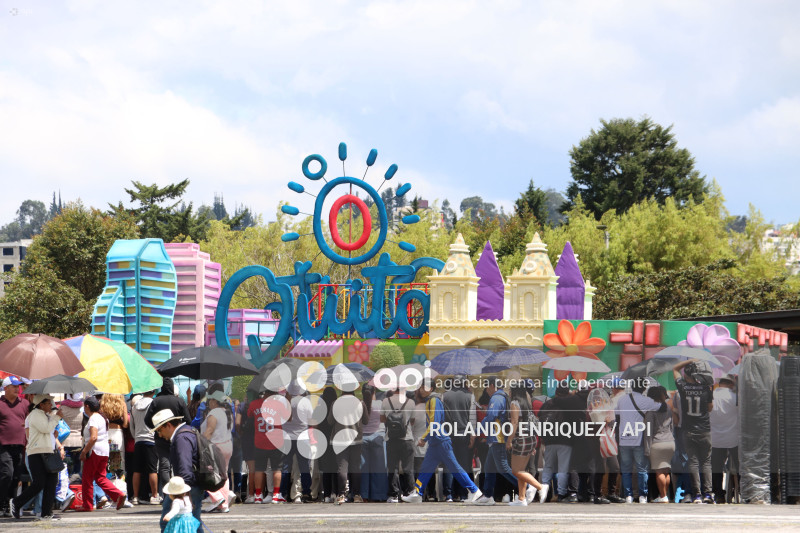 DESFILE CONFRATERNIDAD