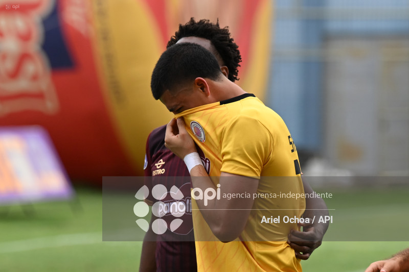 FBL-LIGA ECUABET-MANTA-VINO TINTO