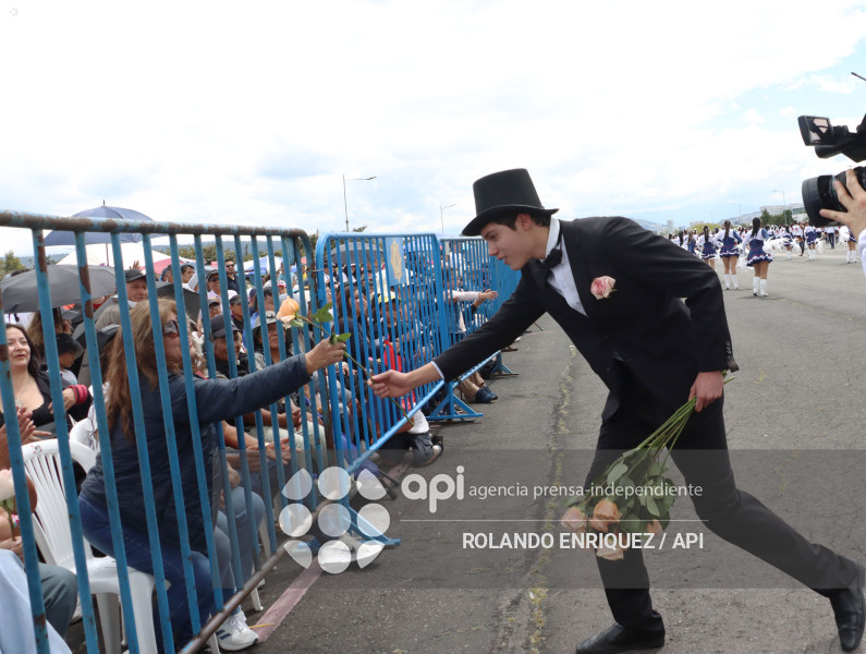 DESFILE CONFRATERNIDAD