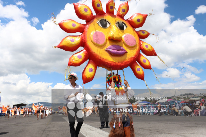 DESFILE CONFRATERNIDAD