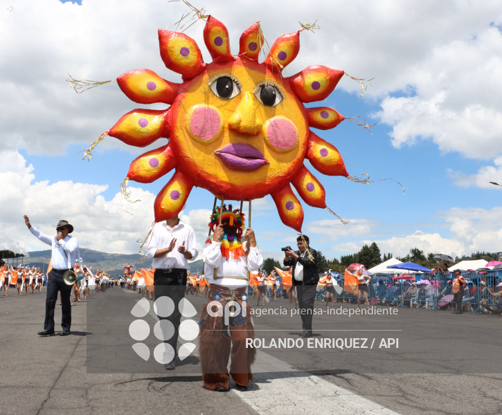 DESFILE CONFRATERNIDAD