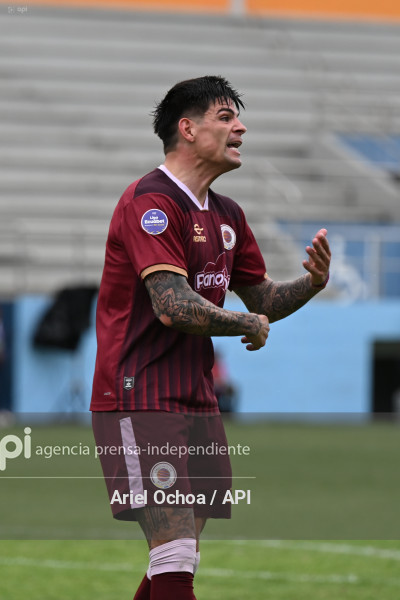 FBL-LIGA ECUABET-MANTA-VINO TINTO