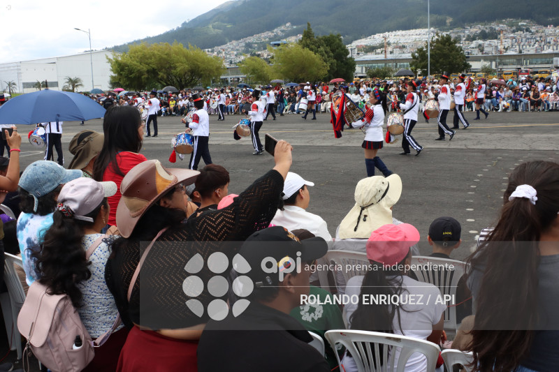 DESFILE CONFRATERNIDAD
