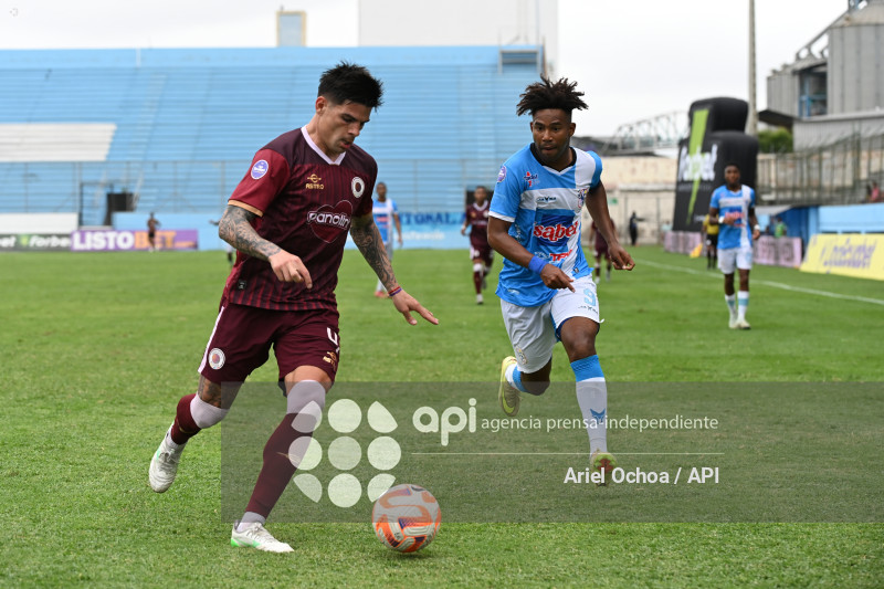 FBL-LIGA ECUABET-MANTA-VINO TINTO