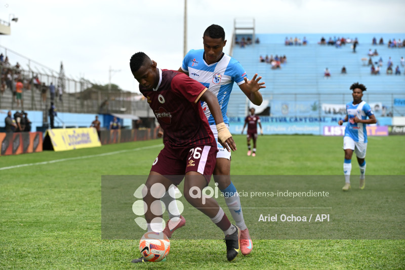 FBL-LIGA ECUABET-MANTA-VINO TINTO