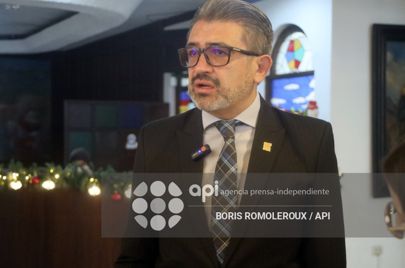 CUENCA-XAVIER BERMUDEZ-GOBERNADOR AZUAY