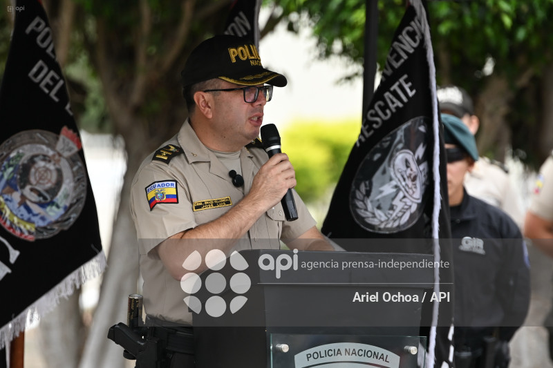 MANTA-POLICIA-EXPLOSIVOS