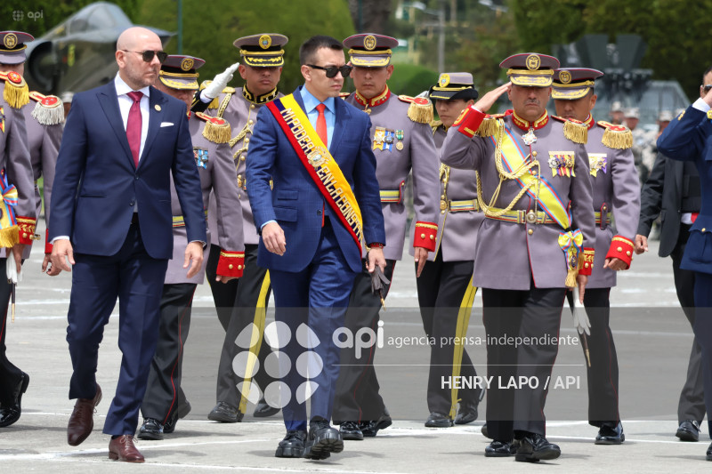 CAMBIO DE MANDO DEL COMANDO CONJUNTO FFAA