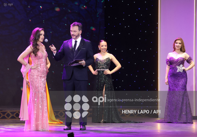 ELECCION REINA SAN FRANCISCO DE QUITO