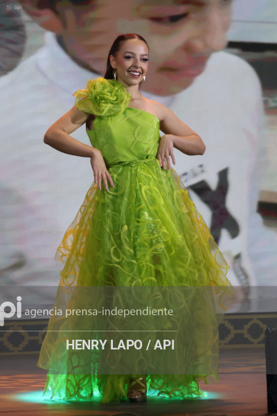 ELECCION REINA SAN FRANCISCO DE QUITO