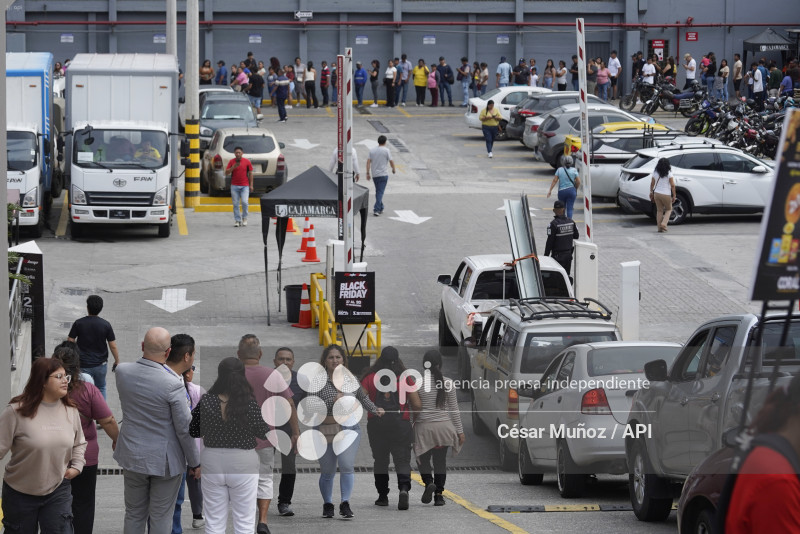 GYE-BLACK FRIDAY CORAL