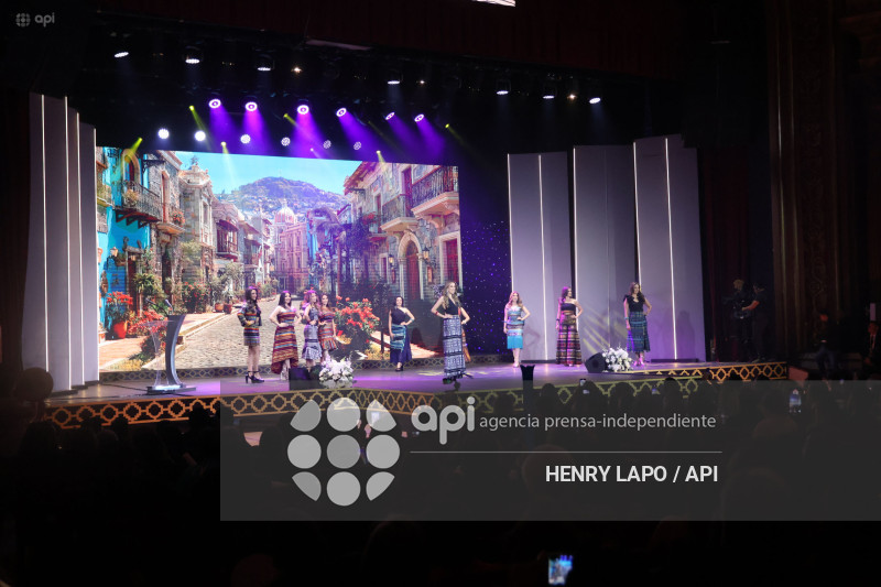 ELECCION REINA SAN FRANCISCO DE QUITO