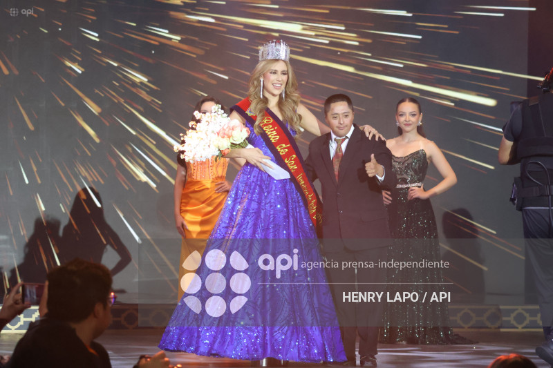 ELECCION REINA SAN FRANCISCO DE QUITO