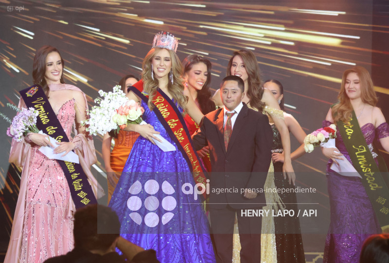 ELECCION REINA SAN FRANCISCO DE QUITO