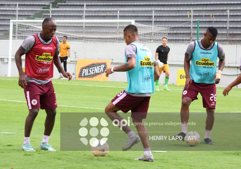 FBL LIGAECUABET VINOTINTO VS MUSHUC RUNA
