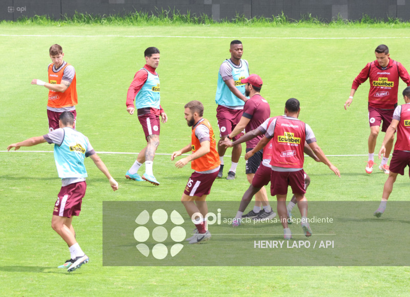 FBL LIGAECUABET VINOTINTO VS MUSHUC RUNA