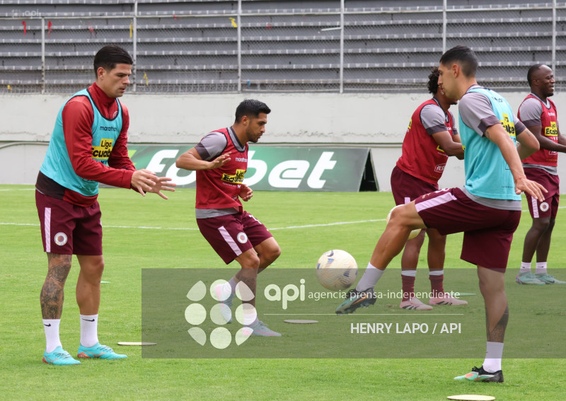 FBL LIGAECUABET VINOTINTO VS MUSHUC RUNA