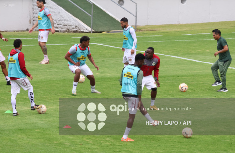 FBL LIGAECUABET VINOTINTO VS MUSHUC RUNA