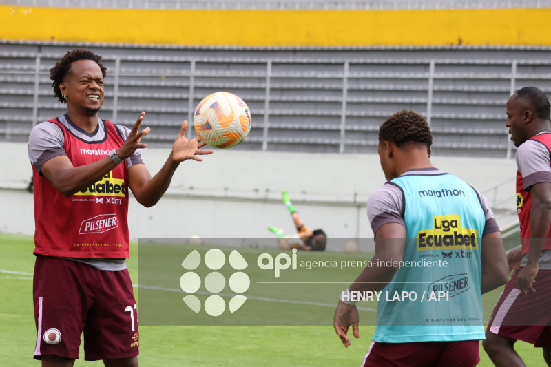 FBL LIGAECUABET VINOTINTO VS MUSHUC RUNA