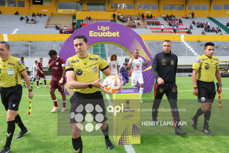 FBL LIGAECUABET VINOTINTO VS MUSHUC RUNA