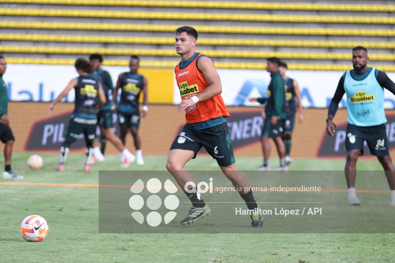 FBL LIGAECUABET CATÓLICA VS ORENSE