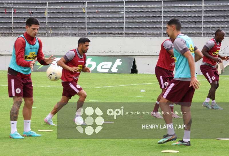 FBL LIGAECUABET VINOTINTO VS MUSHUC RUNA