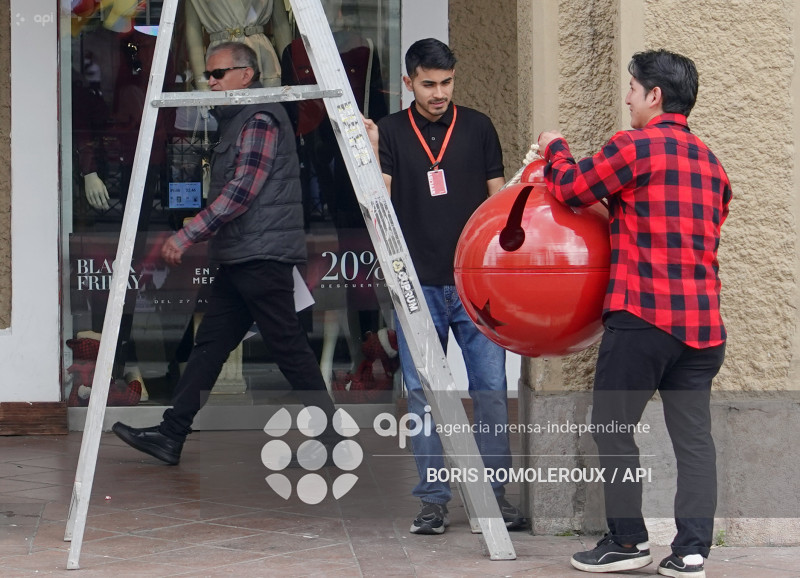 CUENCA-ADORNOS NAVIDEÑOS-CENTRO HISTORICO