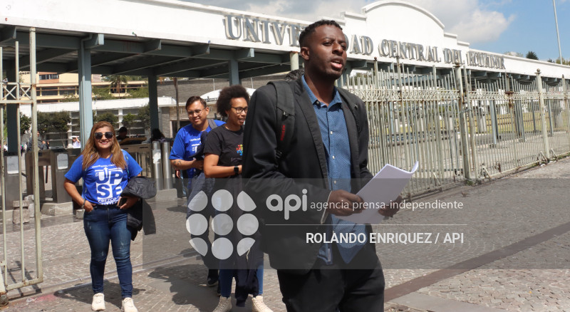 FEUE PROTESTA FALTA DE PRESUPUESTO