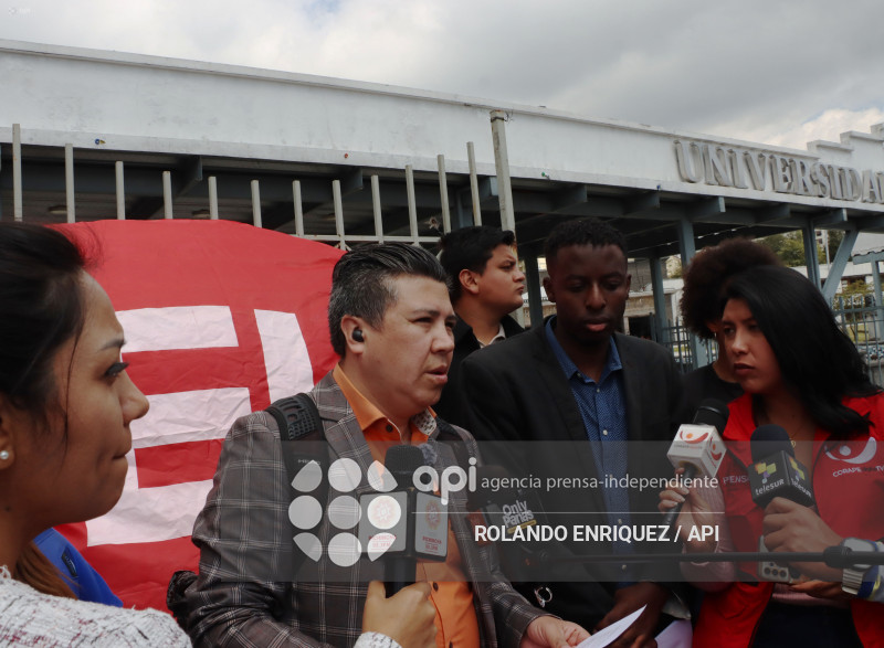 FEUE PROTESTA FALTA DE PRESUPUESTO