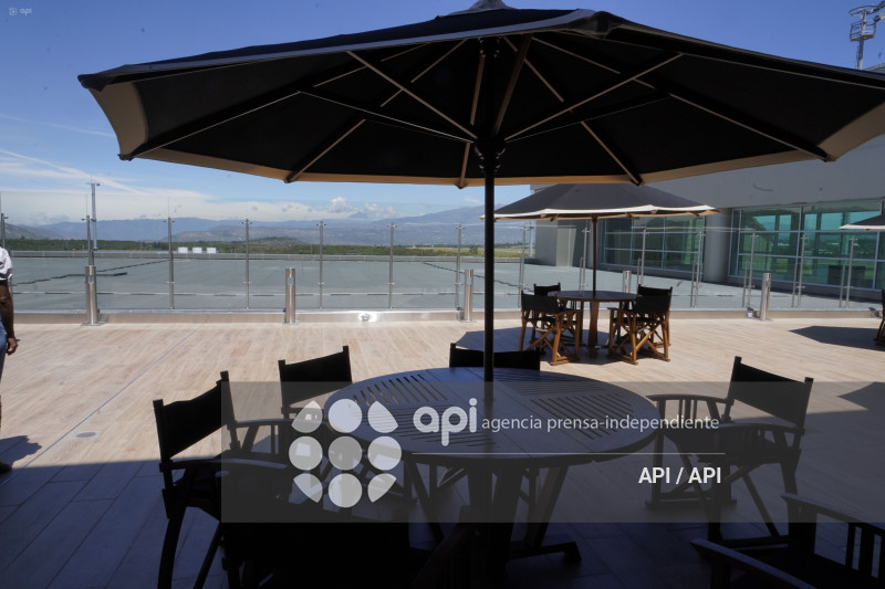 AMPLIACION AEROPUERTO MARISCAL SUCRE