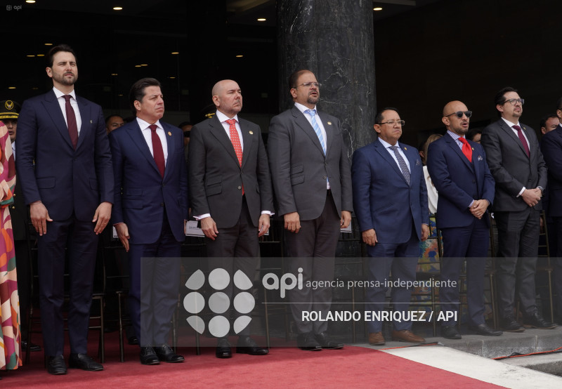 ASAMBLEA SESION POR FUNDACION DE QUITO