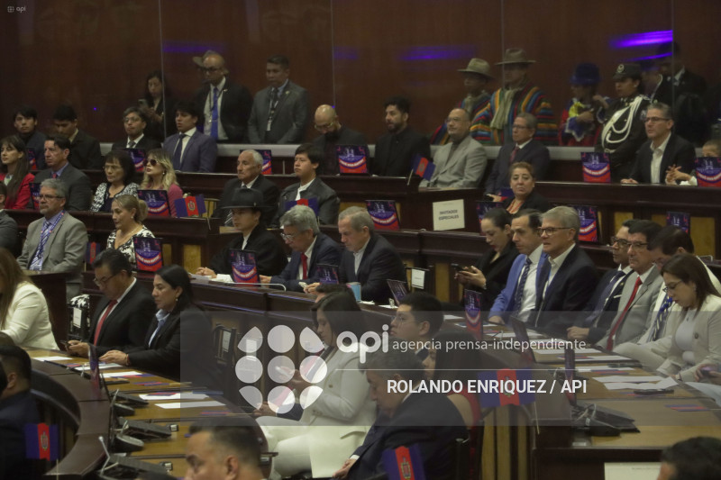 ASAMBLEA SESION POR FUNDACION DE QUITO