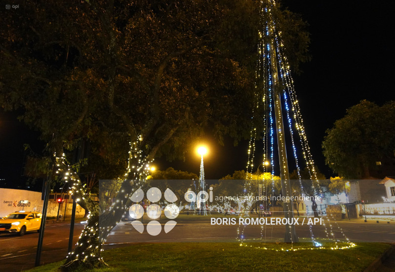 CUENCA-ENCENDIDO NAVIDEÑO-AV SOLANO