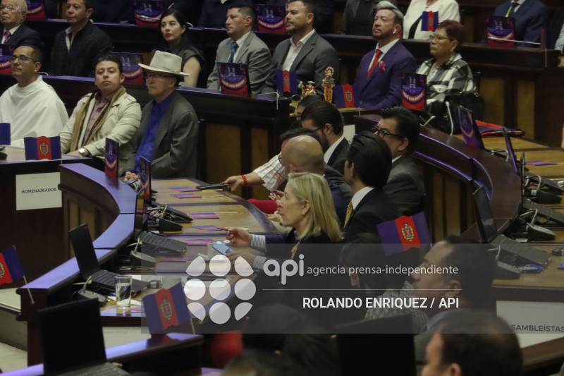 ASAMBLEA SESION POR FUNDACION DE QUITO