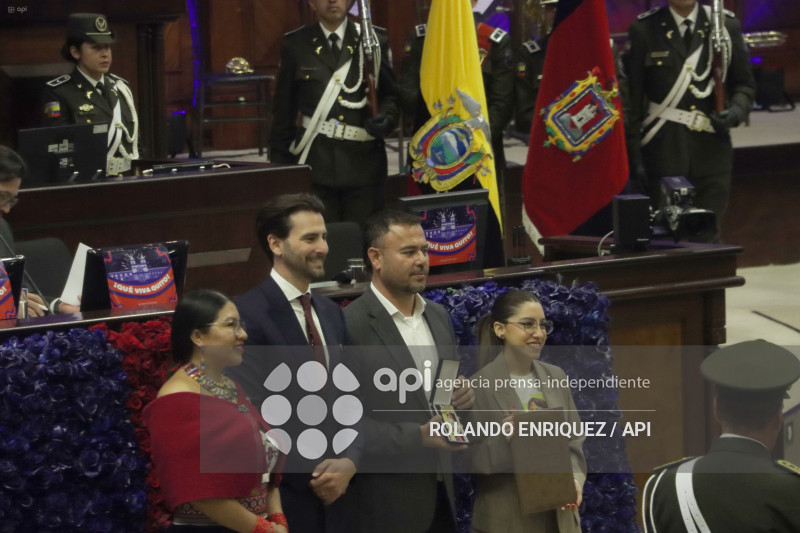 ASAMBLEA SESION POR FUNDACION DE QUITO