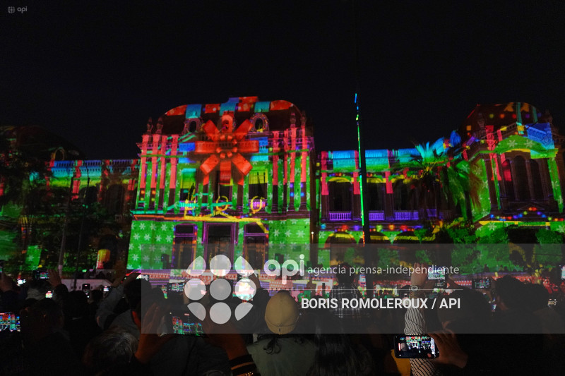 CUENCA-ENCENDIDO NAVIDEÑO-AV SOLANO