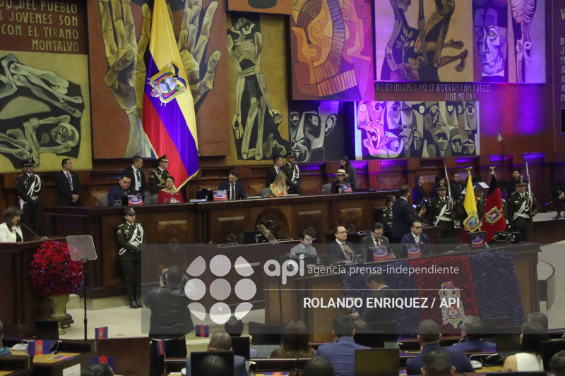 ASAMBLEA SESION POR FUNDACION DE QUITO