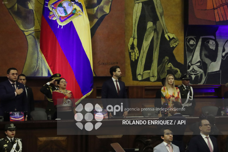 ASAMBLEA SESION POR FUNDACION DE QUITO