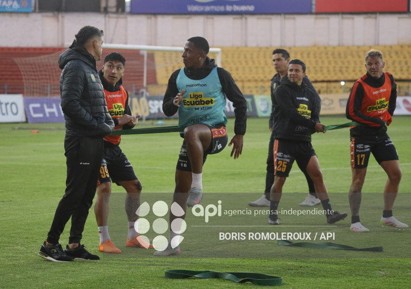 FBL-LIGAPRO-D CUENCA-DELFIN