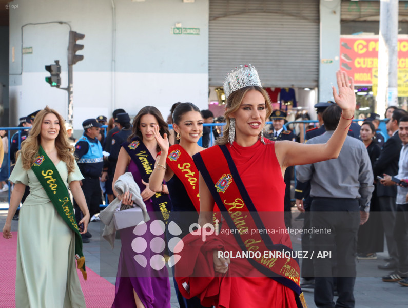 SESION SOLEMNE DEL MUNICIPIO DE QUITO