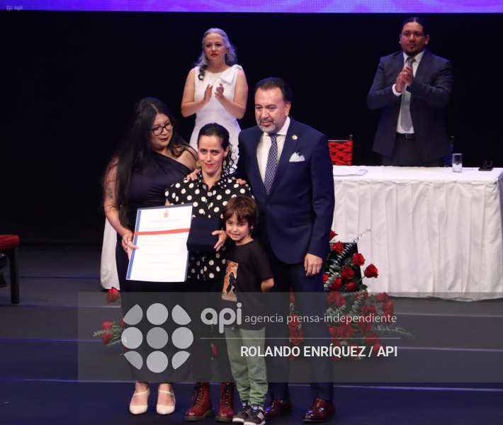 SESION SOLEMNE DEL MUNICIPIO DE QUITO